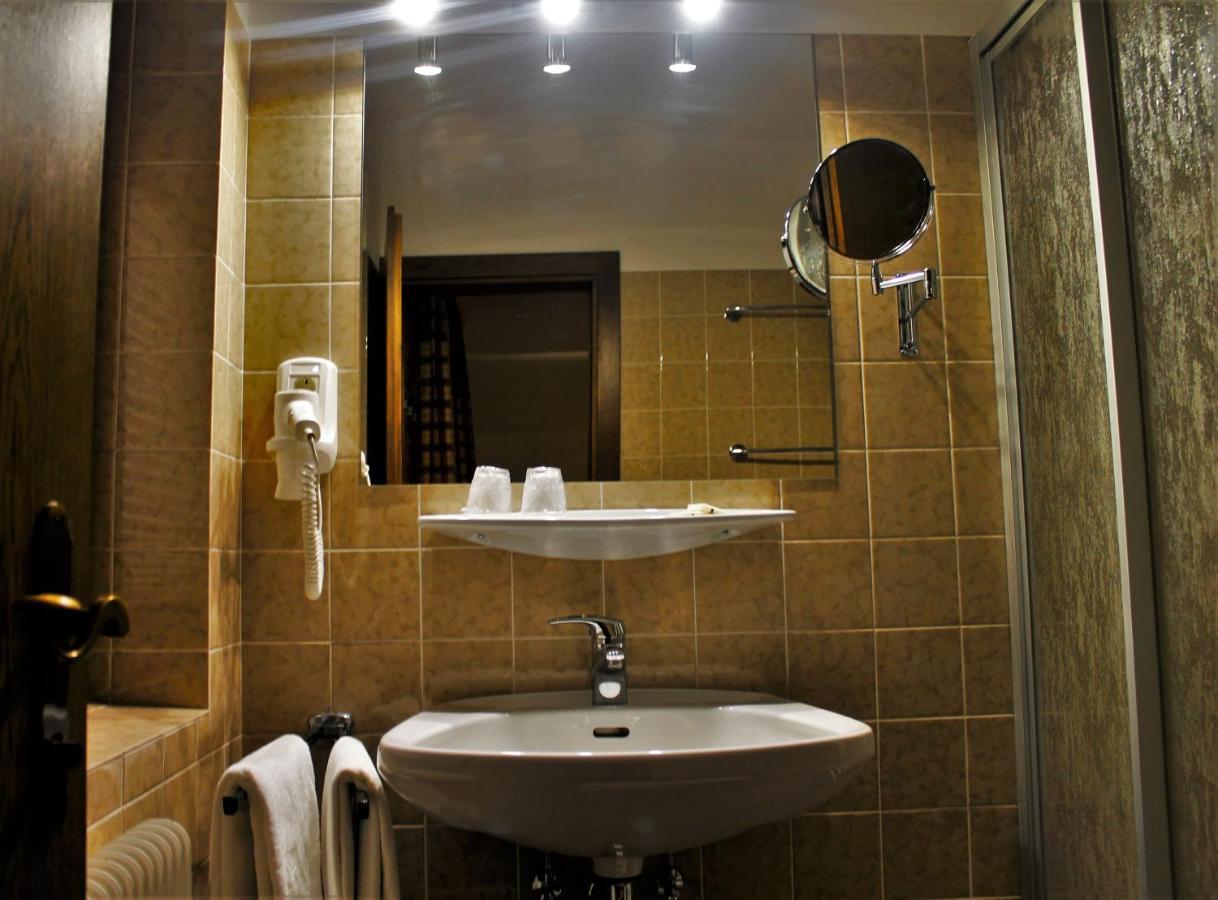 Alpenzeit Hotel Flachau Ngoại thất bức ảnh